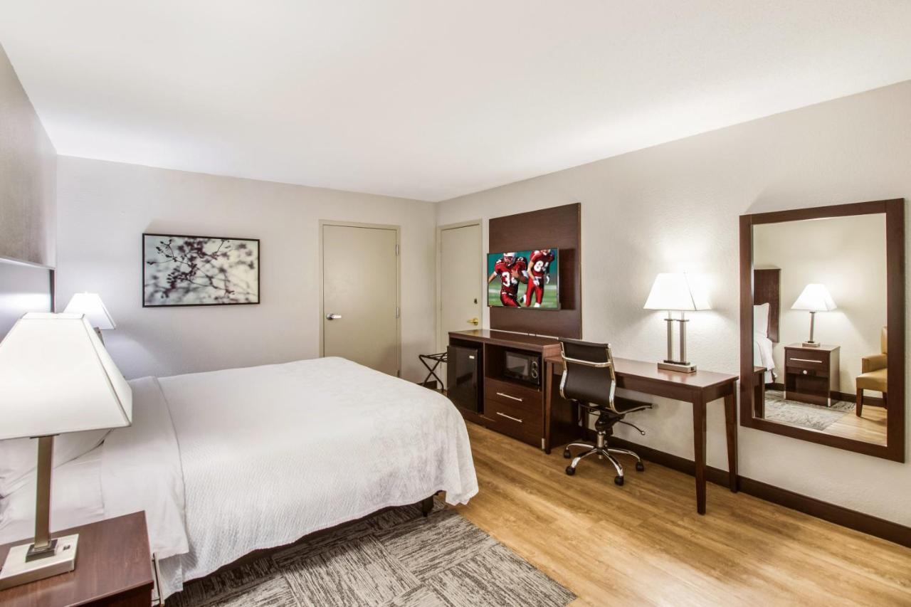 Red Roof Inn Plus+ Dallas - Addison Εξωτερικό φωτογραφία