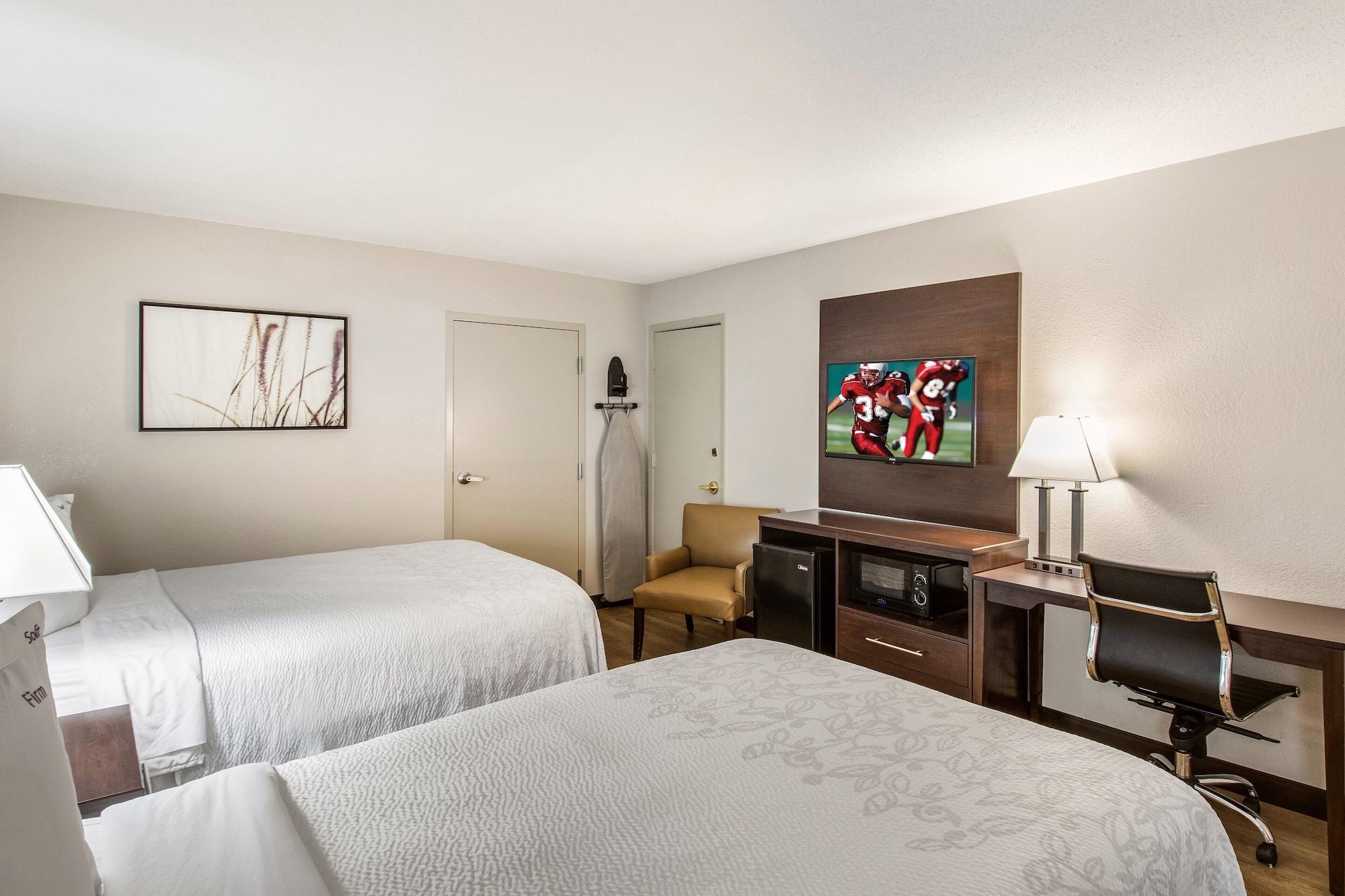Red Roof Inn Plus+ Dallas - Addison Εξωτερικό φωτογραφία