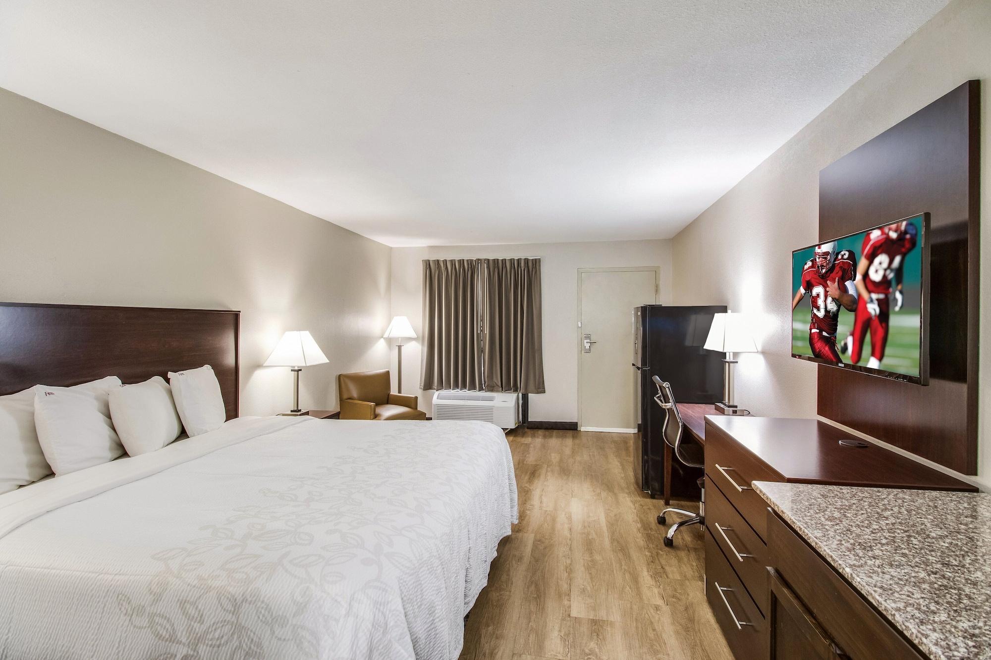 Red Roof Inn Plus+ Dallas - Addison Εξωτερικό φωτογραφία