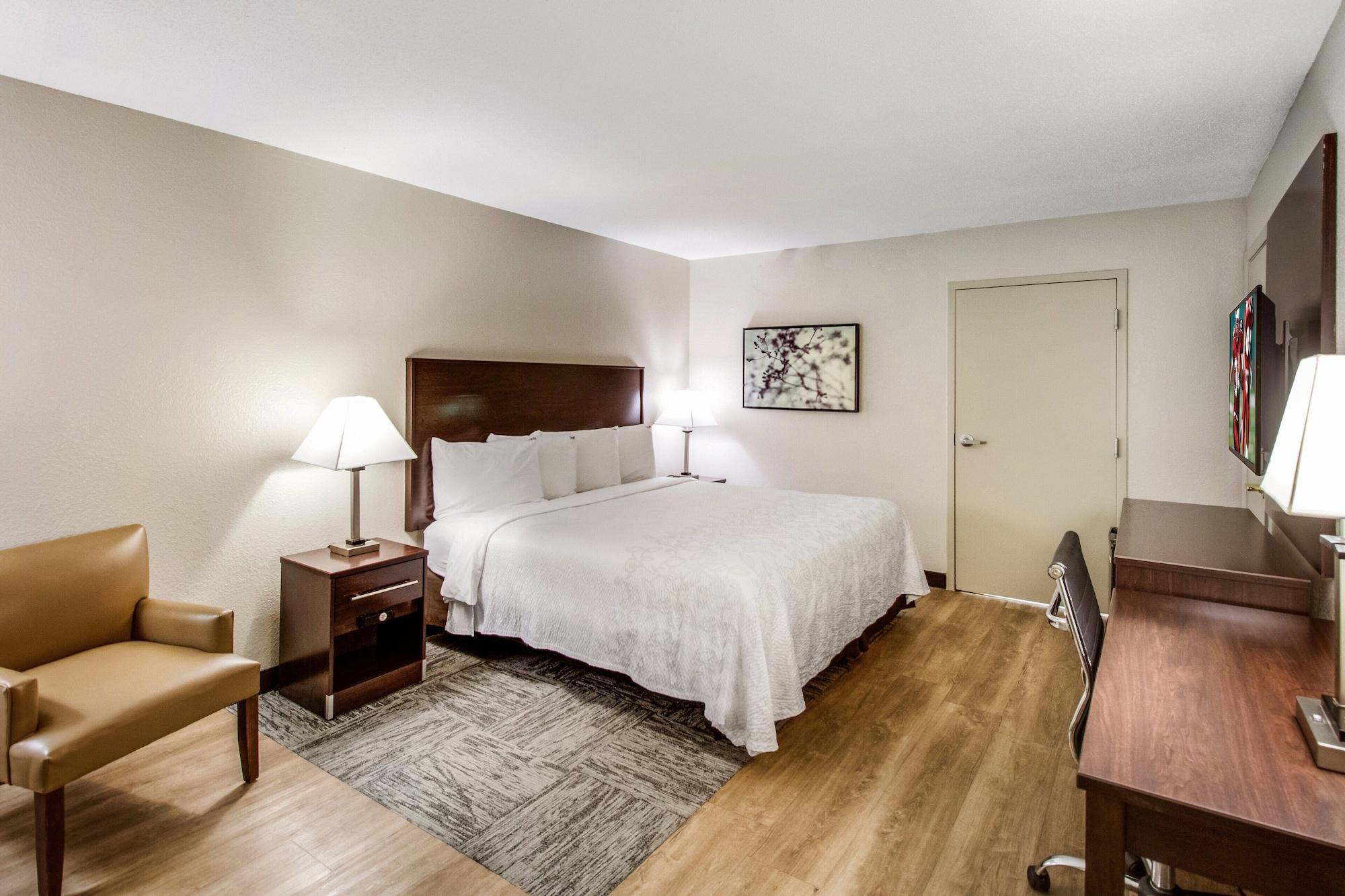 Red Roof Inn Plus+ Dallas - Addison Εξωτερικό φωτογραφία