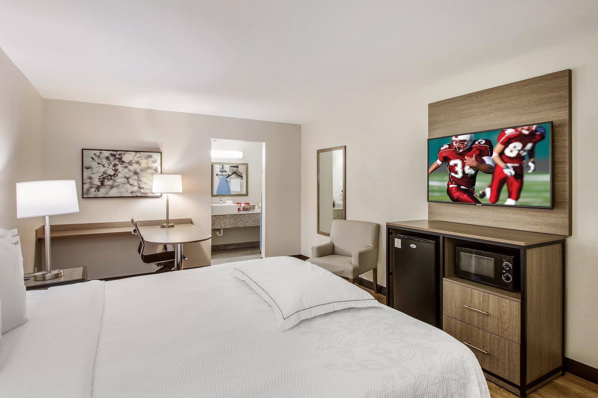 Red Roof Inn Plus+ Dallas - Addison Εξωτερικό φωτογραφία