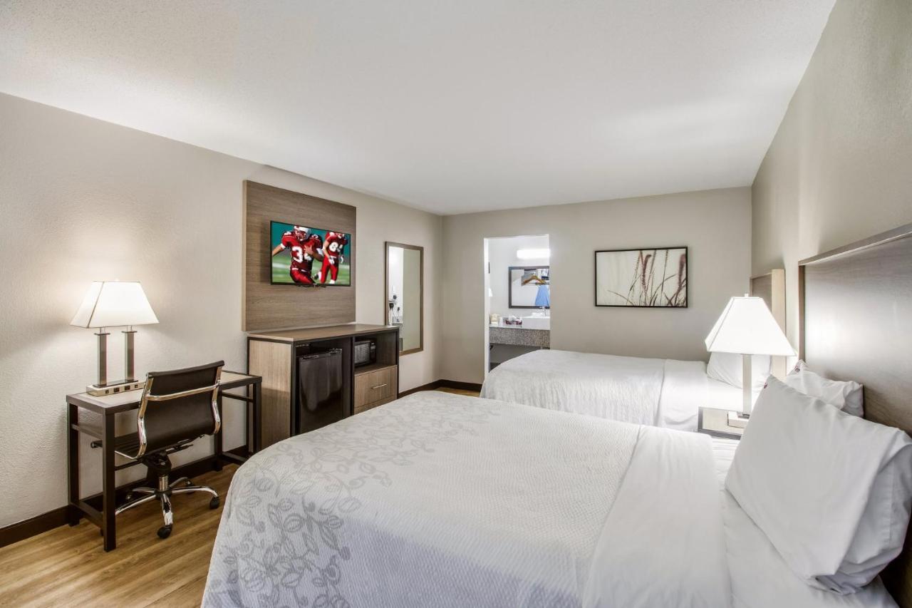 Red Roof Inn Plus+ Dallas - Addison Εξωτερικό φωτογραφία
