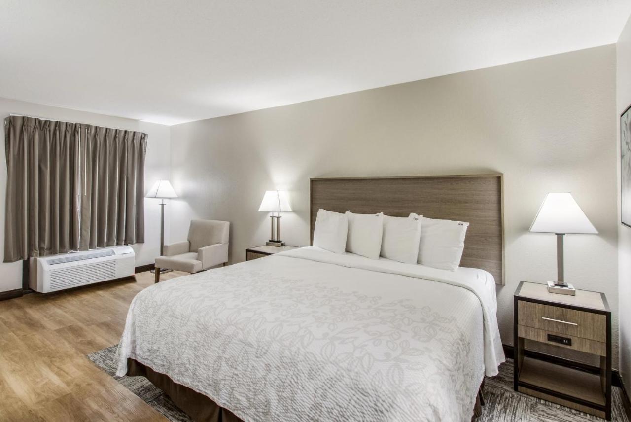 Red Roof Inn Plus+ Dallas - Addison Εξωτερικό φωτογραφία