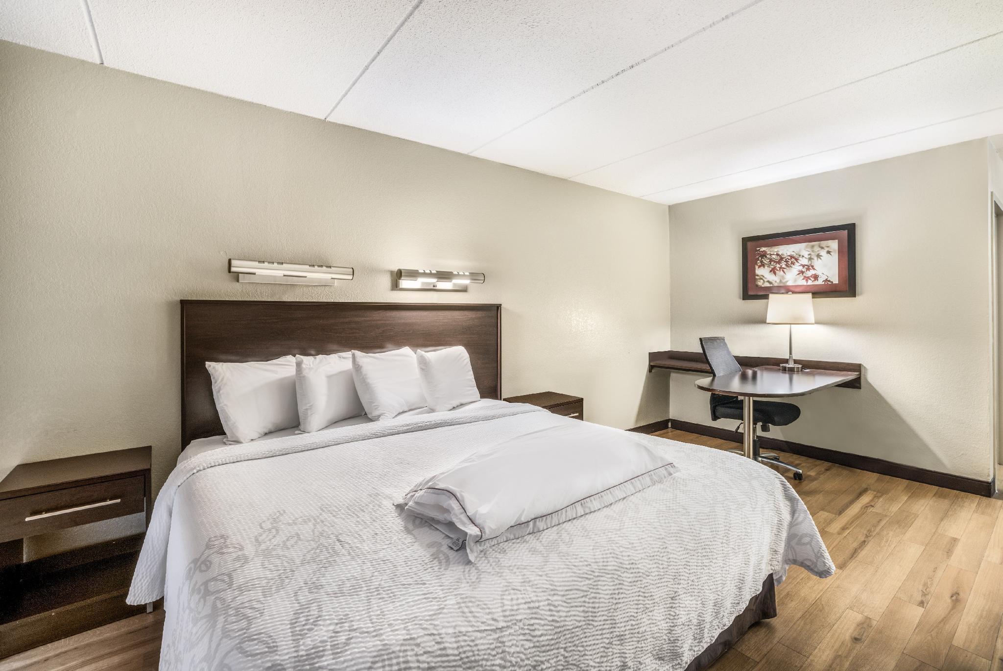 Red Roof Inn Plus+ Dallas - Addison Εξωτερικό φωτογραφία